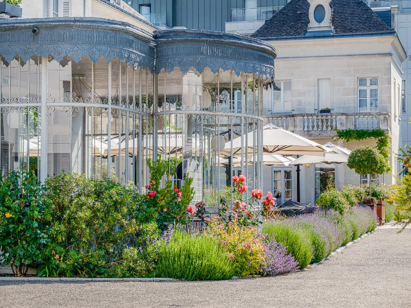 Château Belmont Tours — general view