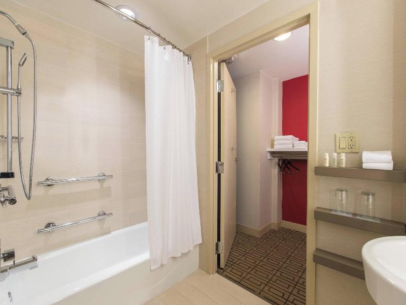 Renaissance Austin Hotel image