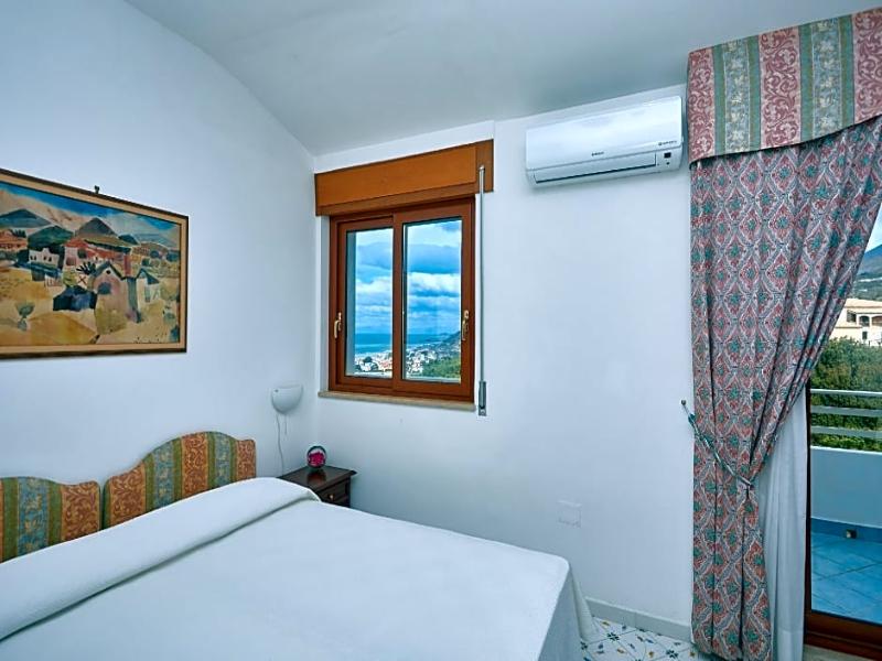 Hotel Les Jumeaux Courmayeur image