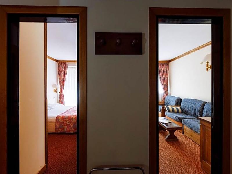 Hotel Alaska image