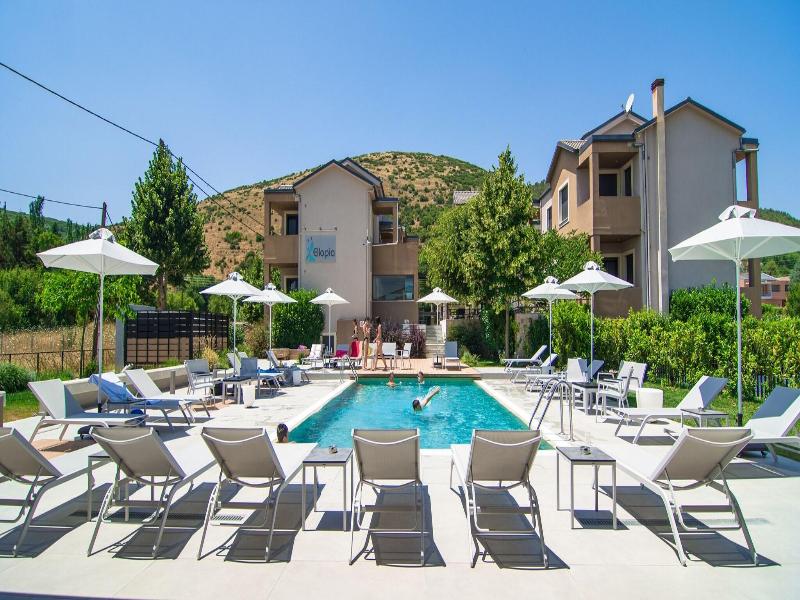 Ellopia Point Suites