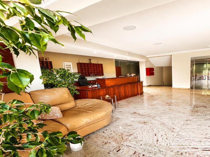 Kalias image