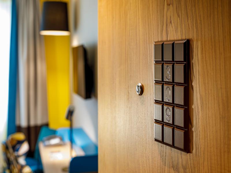 Hotel Swiss Chocolate by Fassbind Zurich image