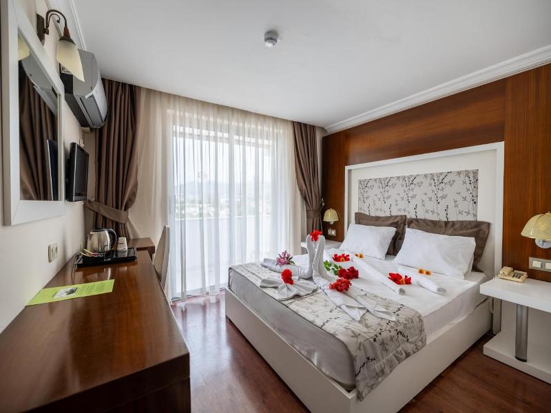 Sentinus Beach Hotel image