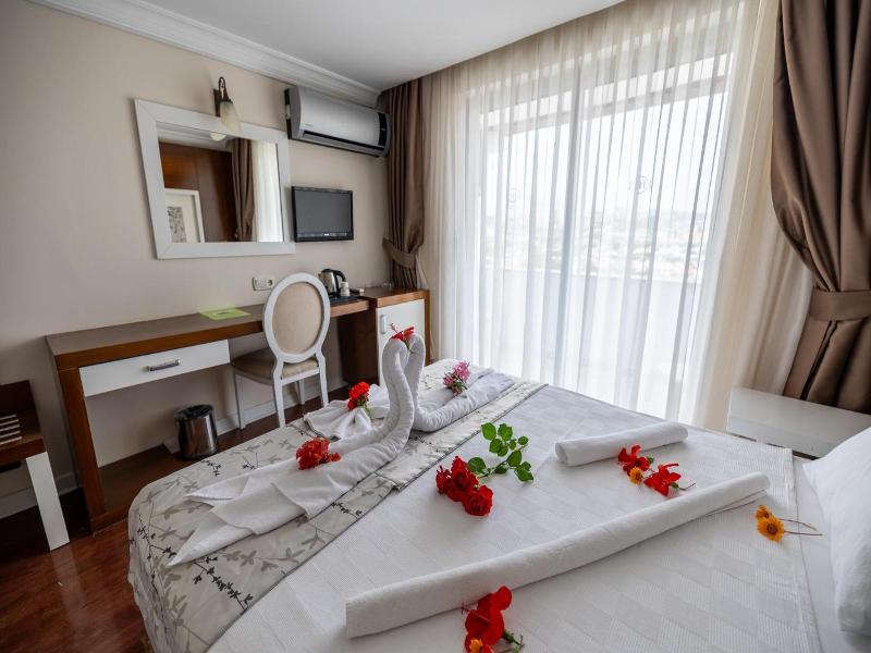 Sentinus Beach Hotel image