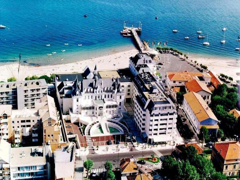 Appart-Hôtel Le Trianon image