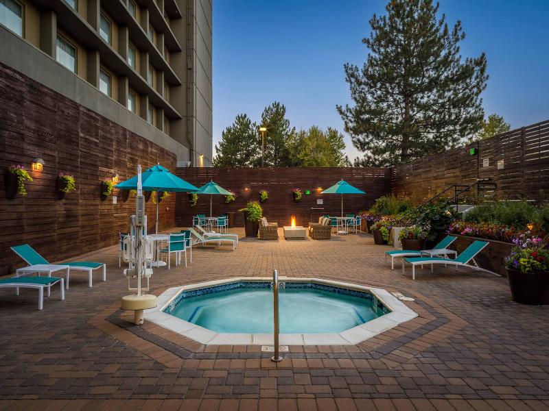 DoubleTree by Hilton Hotel Denver image