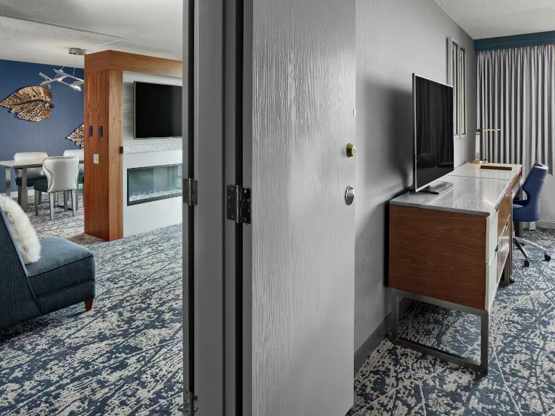 DoubleTree by Hilton Hotel Denver image