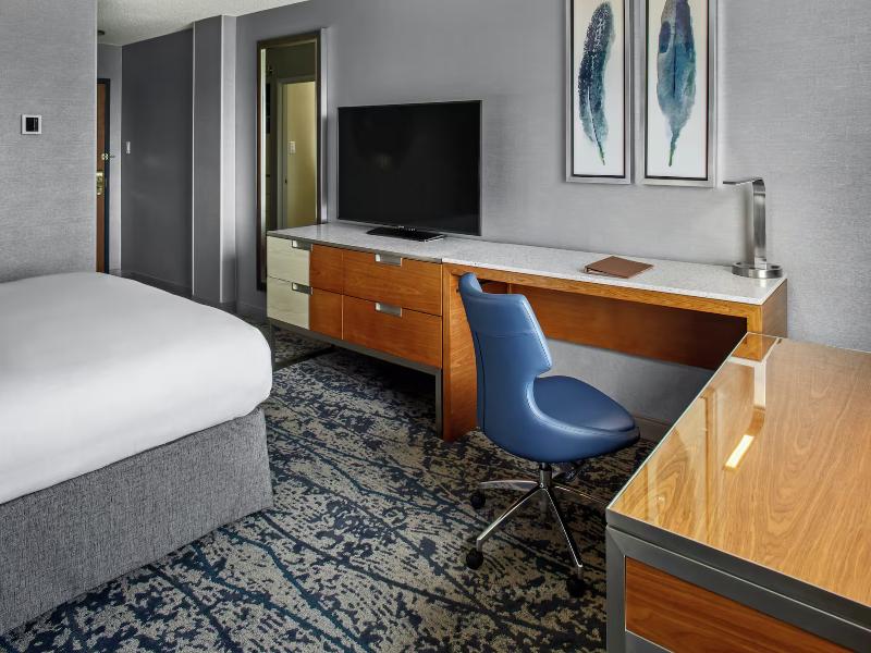 DoubleTree by Hilton Hotel Denver image