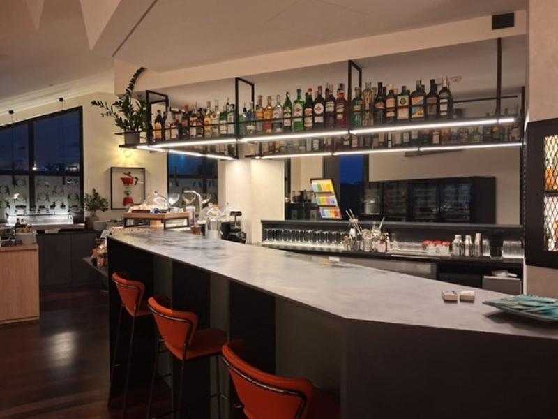 UNA HOTELS Napoli image