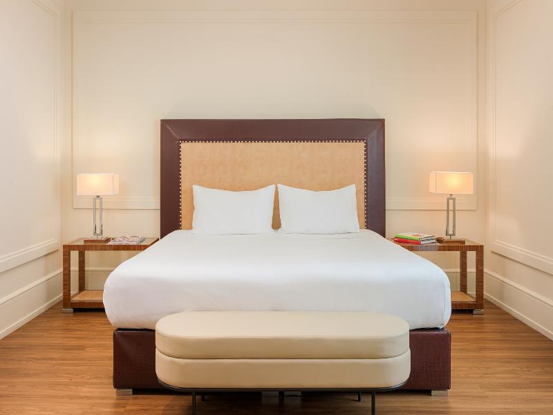 UNA HOTELS Decò Roma image