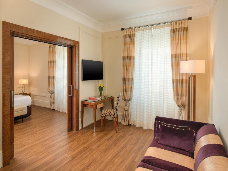 UNA HOTELS Decò Roma image
