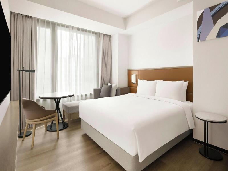 AC HOTEL BY MARRIOTT SEOUL GANGNAM image