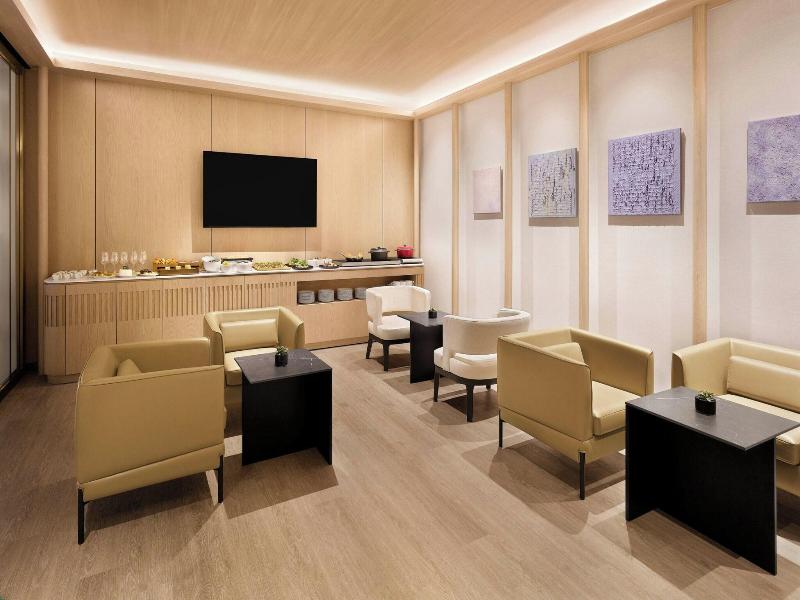 AC HOTEL BY MARRIOTT SEOUL GANGNAM image