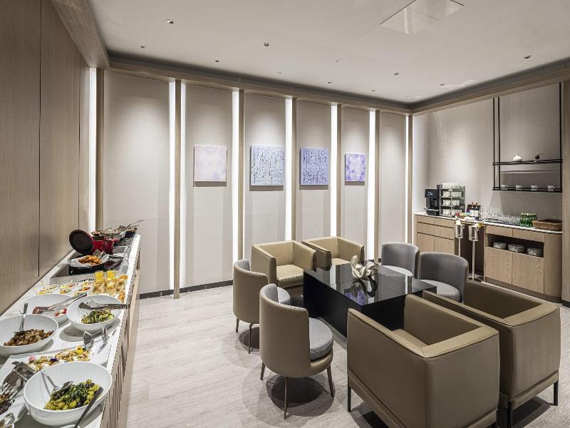 AC HOTEL BY MARRIOTT SEOUL GANGNAM image