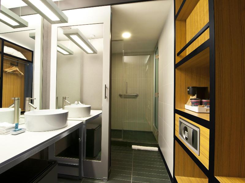 Aloft San Jose image