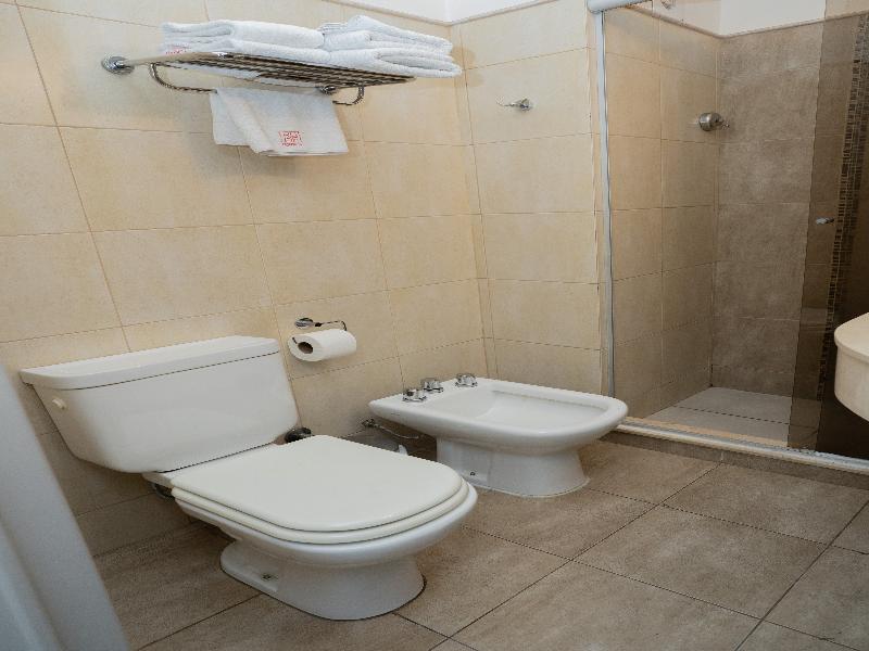Kube Apartments Express image