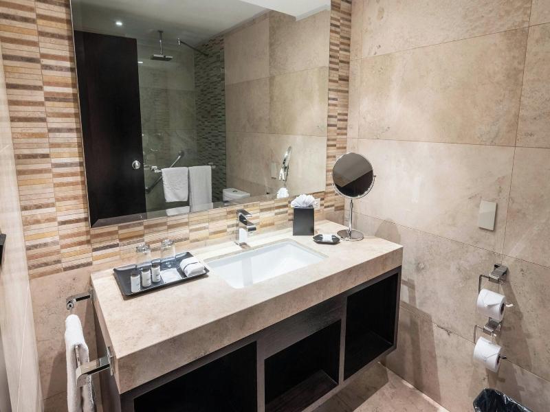 Sheraton Quito image