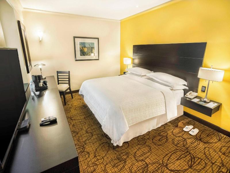 Sheraton Quito image