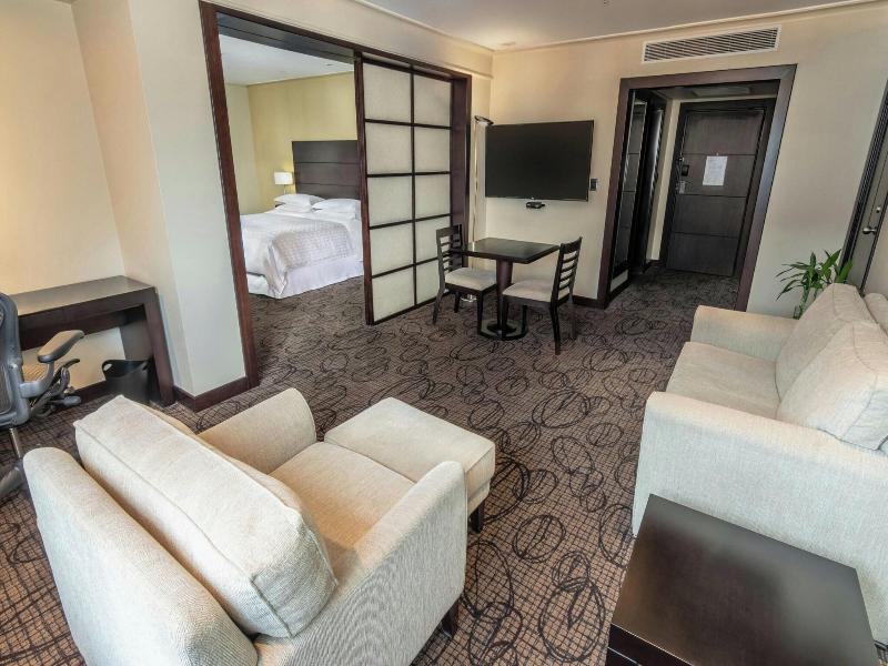 Sheraton Quito image