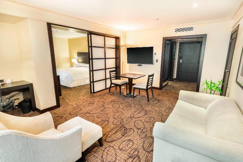 Sheraton Quito image