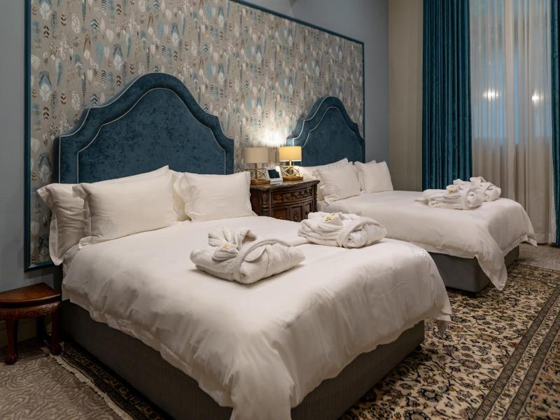 The Monarch Hotel by Mantis image