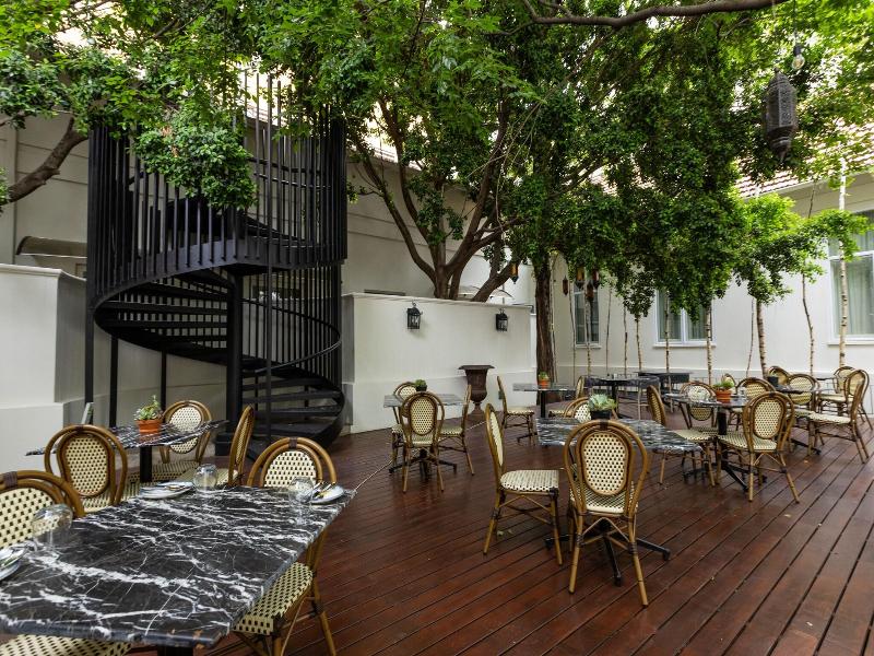 The Monarch Hotel by Mantis image