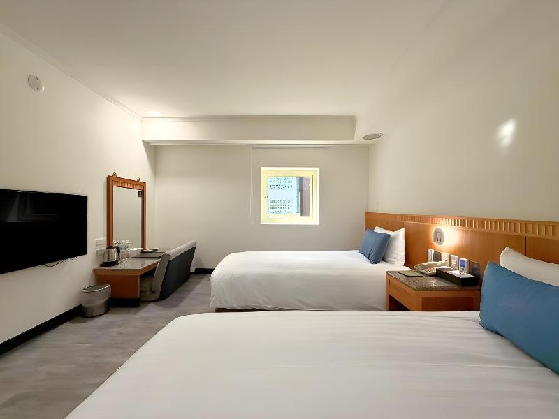 New Image Hotel Kaohsiung image