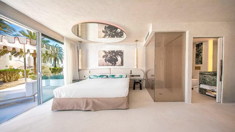 Destino Five Ibiza 5 Grand Luxe Resort image