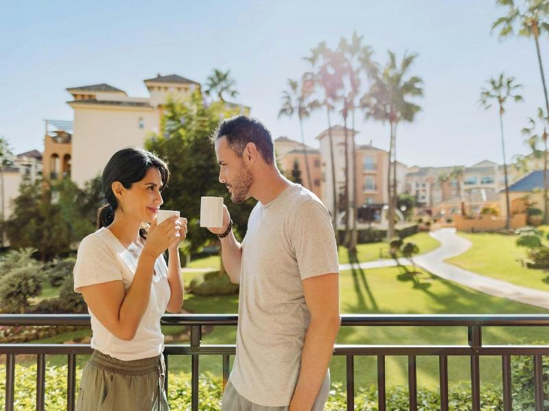 Marriott'S Marbella Beach Resort image