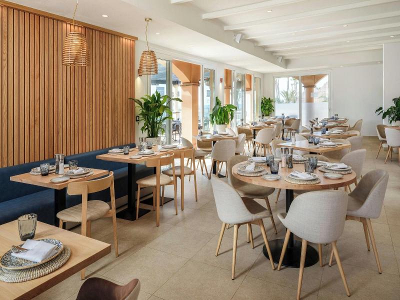 Marriott'S Marbella Beach Resort image