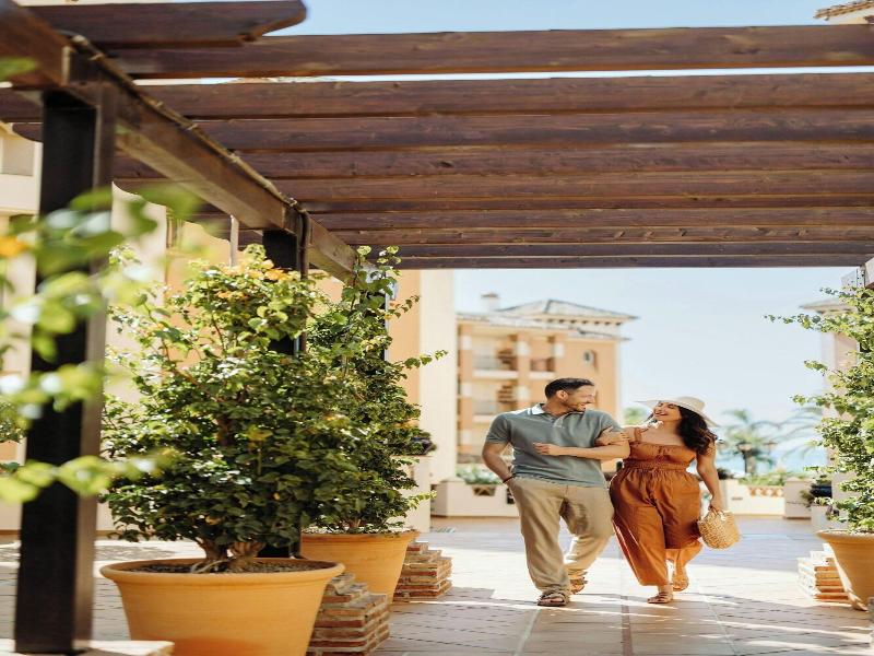 Marriott'S Marbella Beach Resort image