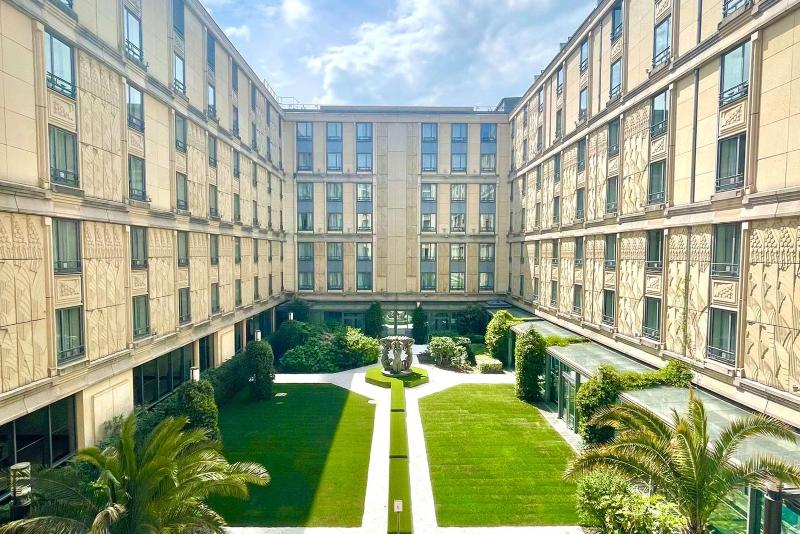The Hotel du Collectionneur Paris image