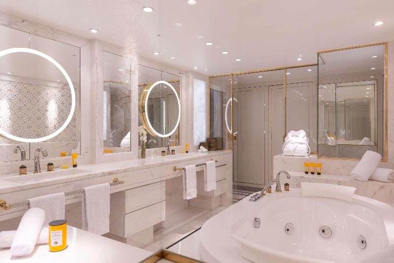 The Hotel du Collectionneur Paris image