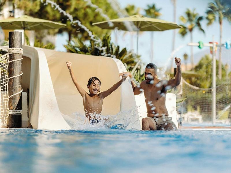 Marriott'S Playa Andaluza image