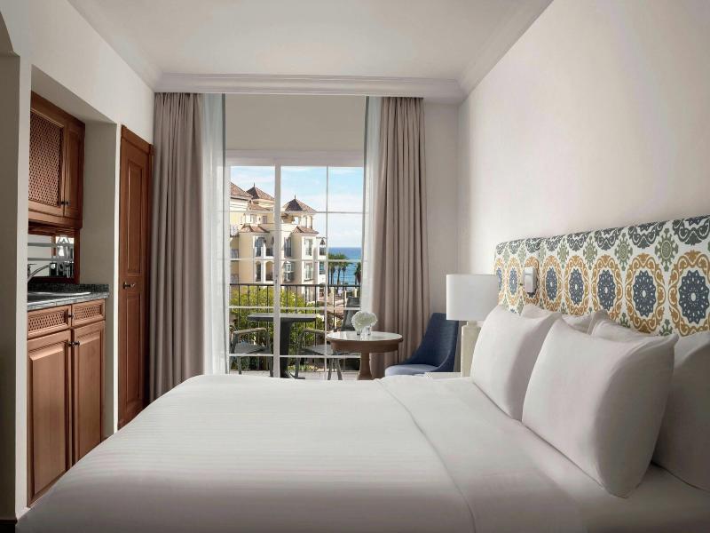 Marriott'S Playa Andaluza image
