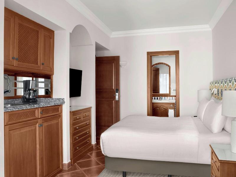 Marriott'S Playa Andaluza image