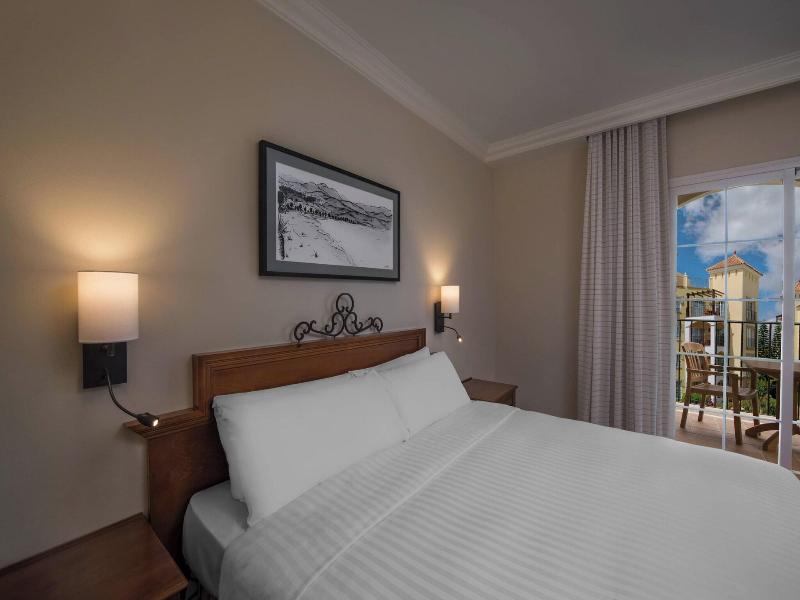 Marriott'S Playa Andaluza image