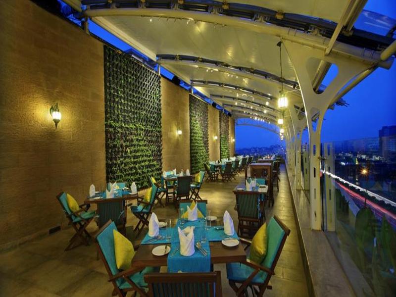 Fortune Select SG Highway Ahmedabad ITC Hotels image