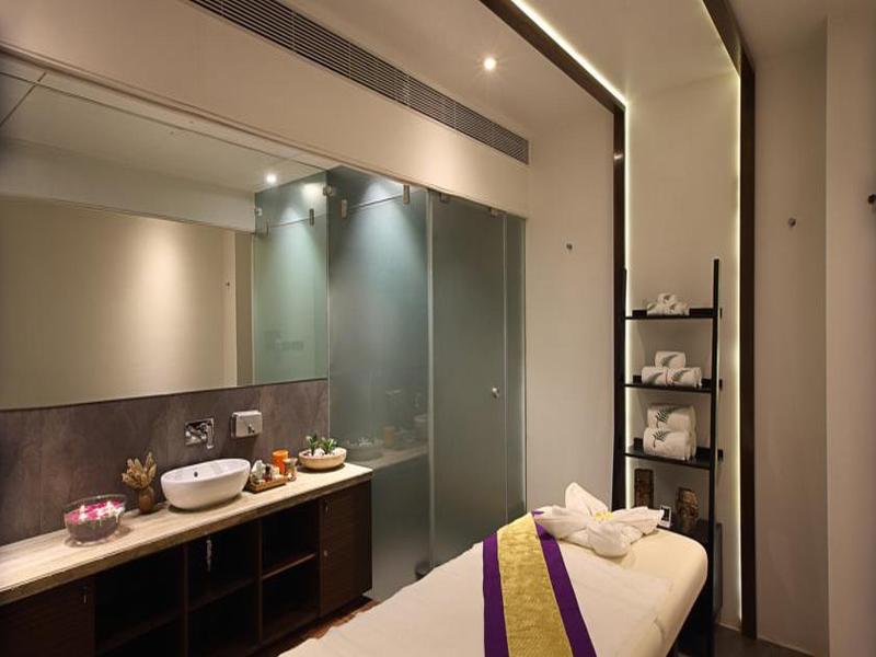 Fortune Select SG Highway Ahmedabad ITC Hotels image