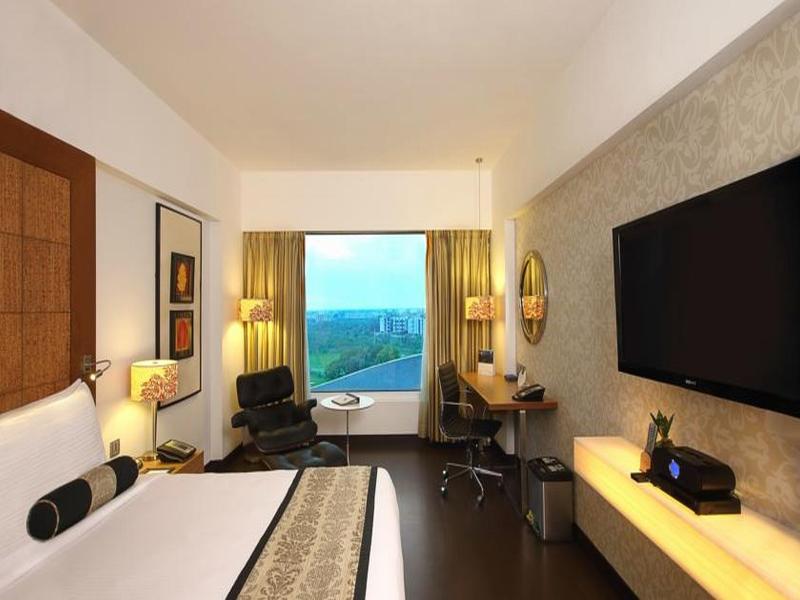 Fortune Select SG Highway Ahmedabad ITC Hotels image