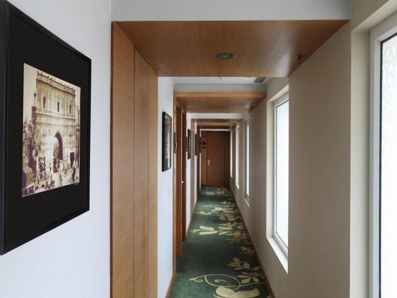 Fortune Select SG Highway Ahmedabad ITC Hotels image