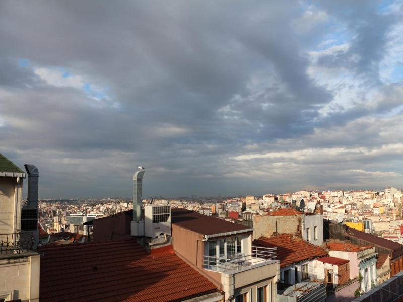 Retropera Hotel image