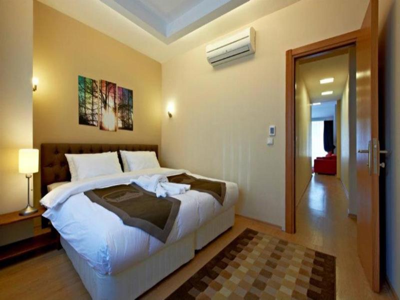 Retropera Hotel image