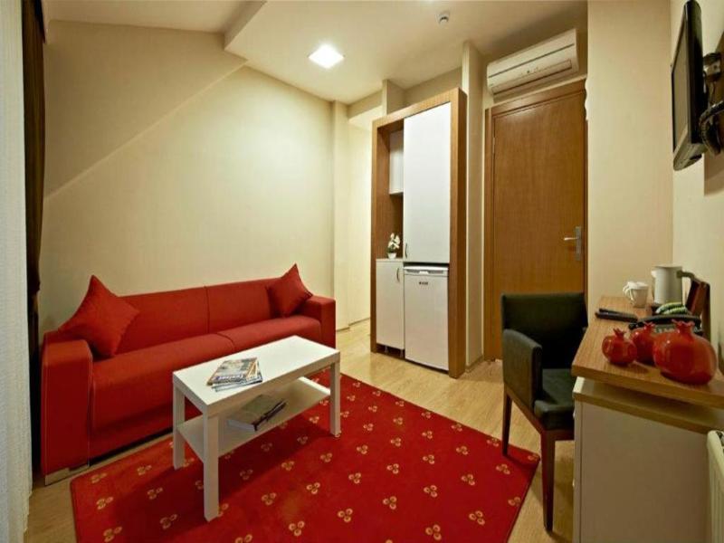 Retropera Hotel image