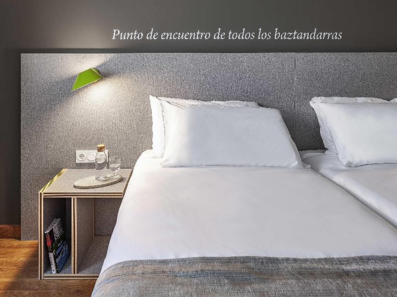 Ibis Styles Pamplona Noain image