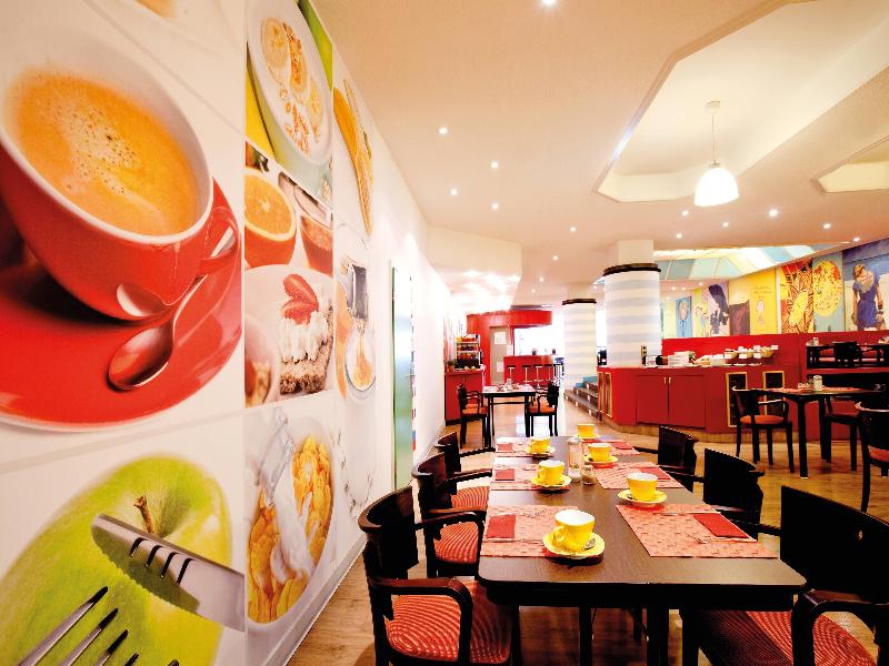Vienna House Easy By Wyndham Rostock — restaurant