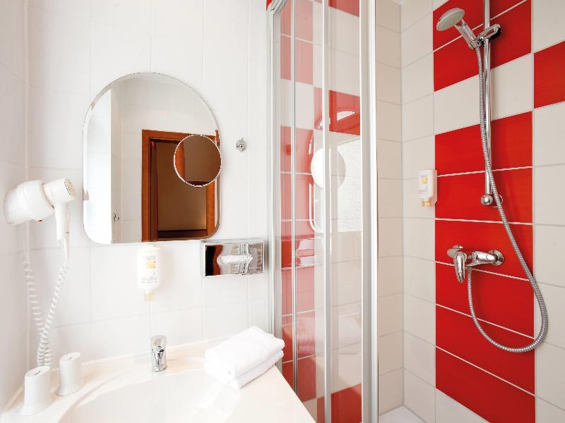 Vienna House Easy By Wyndham Rostock — view