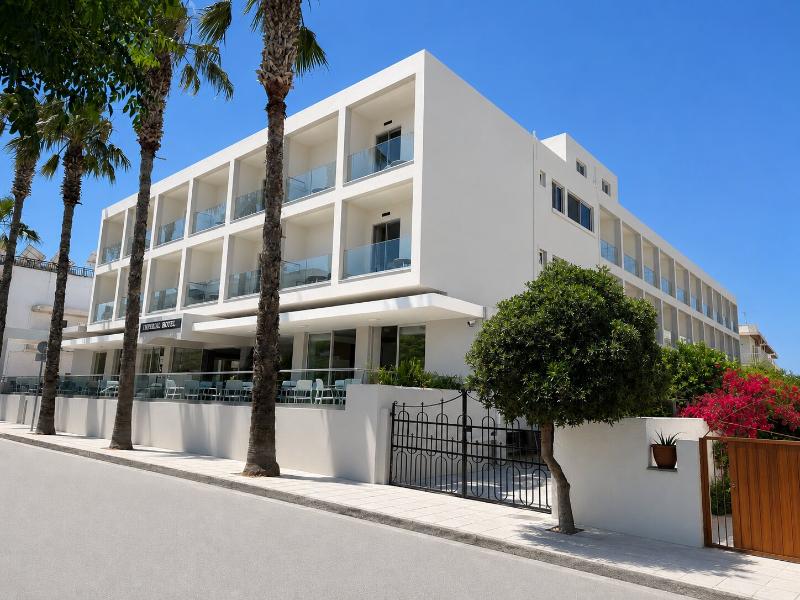 Imperial Hotel — general view