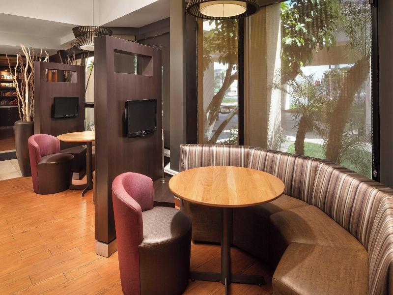 Courtyard Anaheim Buena Park image